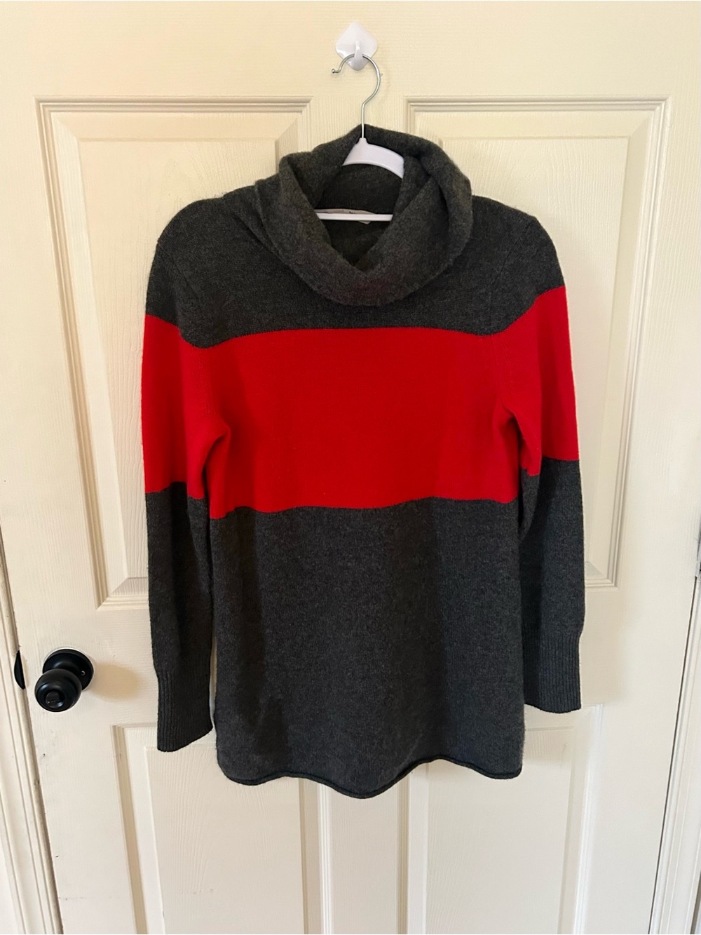 Athleta 100% Cashmere Turtleneck Longline Tunic Sweater Size Large Grey Red